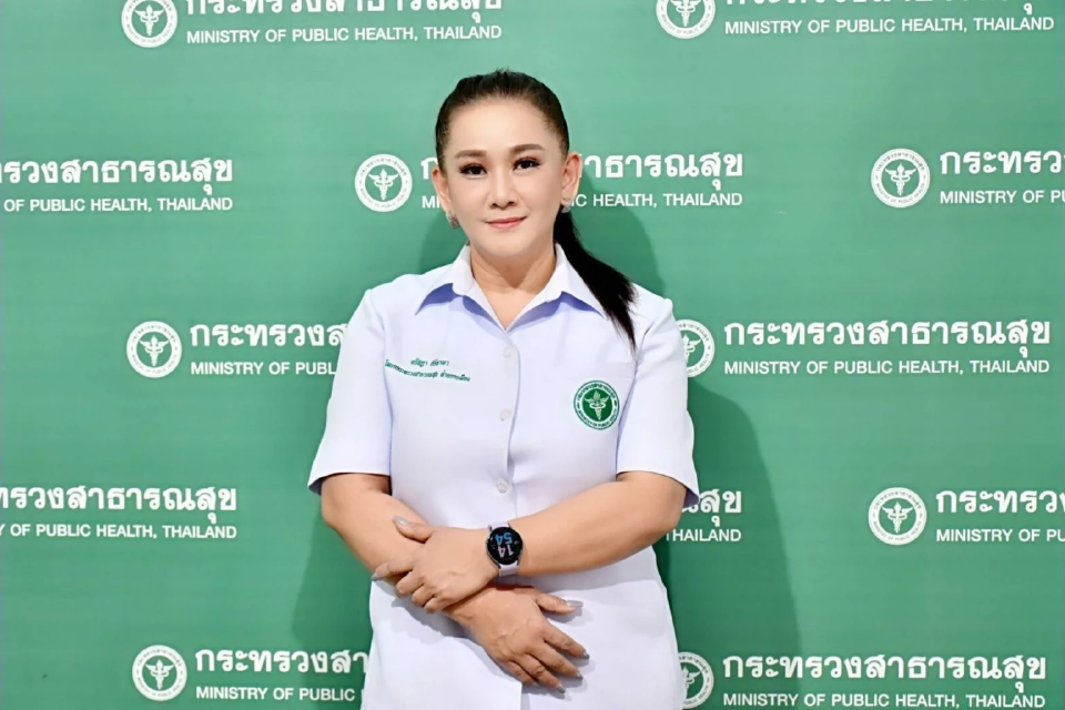 นางสาวตรีชฎา ศรีธาดา โฆษกกระทรวงสาธารณสุขฝ่ายการเมือง