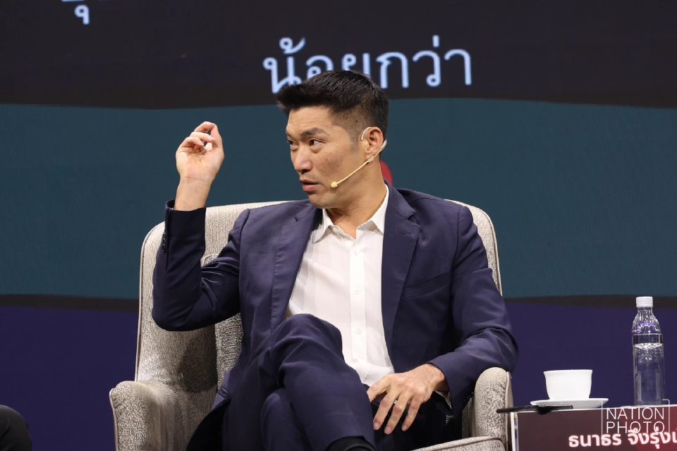 'ธนาธร' เรียกร้องสันติภาพชายแดนไทย-กัมพูชา เตือนรัฐบาลอย่าตกหลุมพราง