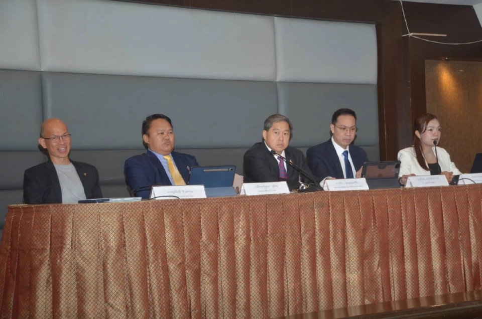 ธุรกิจท่องเที่ยวอ่วม คนไทยแบกหนี้ เศรษฐแย่ ทุบความเชื่อมั่นต่ำสุดในรอบปี