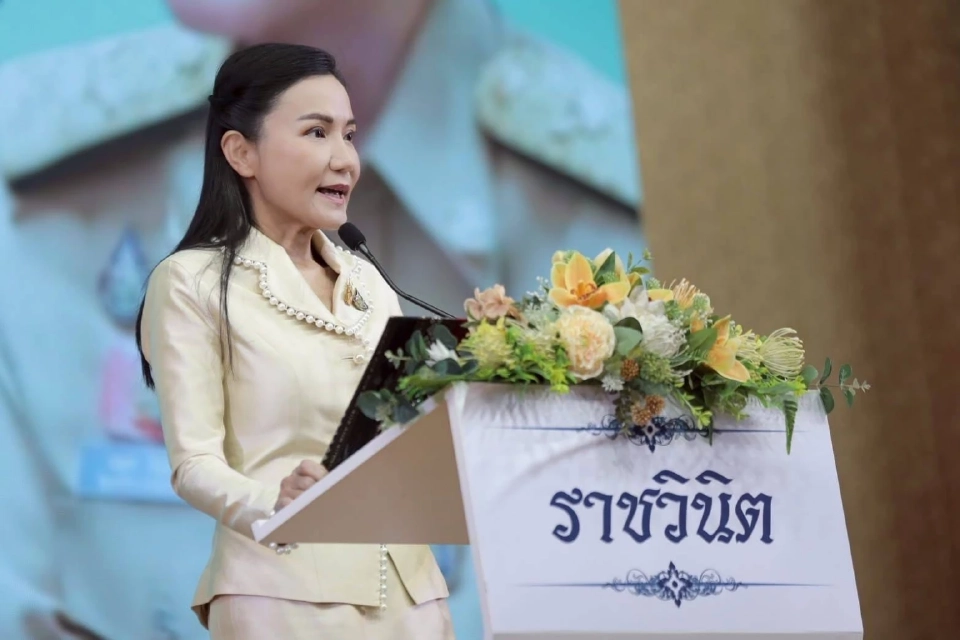 'นฤมล' รื้อใหญ่นโยบายแท็บเล็ต สั่ง สพท.ซื้อแทน สพฐ. แก้ปัญหาล็อคสเปก