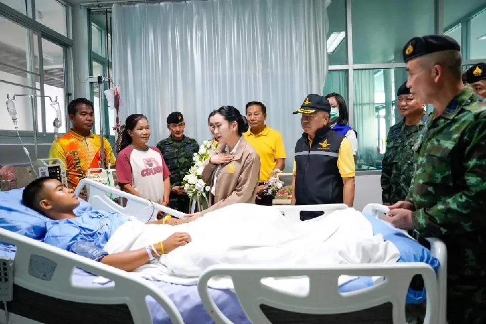 ครม.มอบ“แพทองธาร”ร่วมเยี่ยม 3 ทหารเหยียบกับระเบิดชายแดนช่องบก