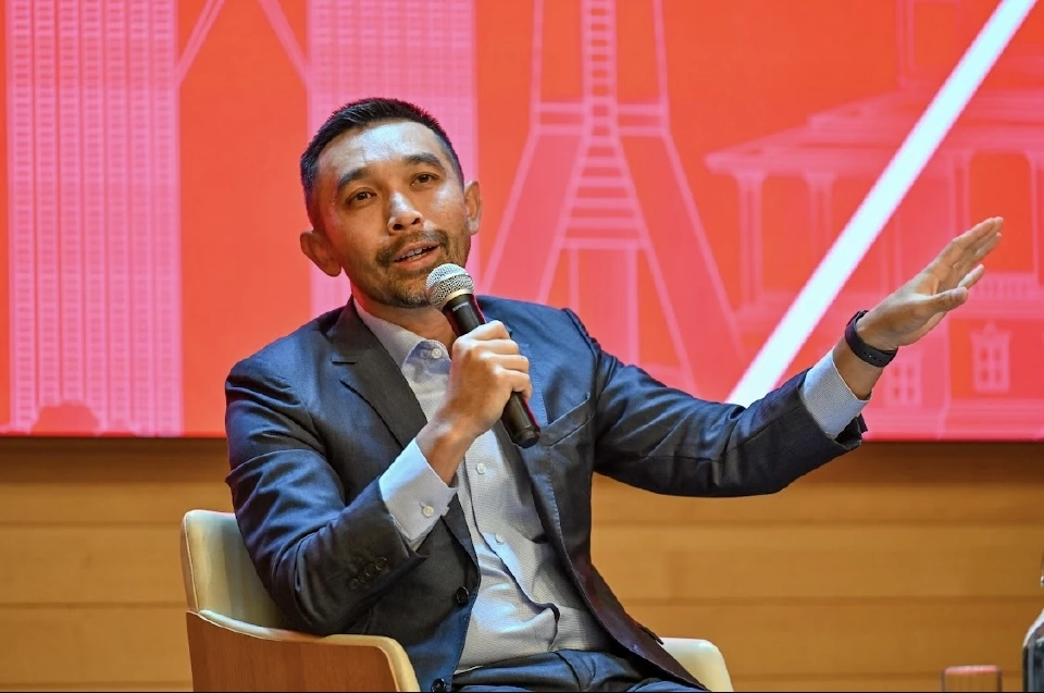 นายมูฮัมหมัด โนแวน บิน อามีรูดิน