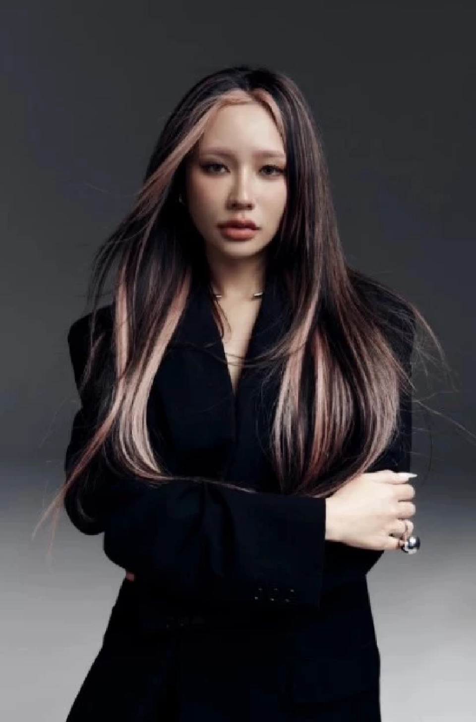 นางสาวเอมลินทร์ ธีรธนากิตติพงษ์ 