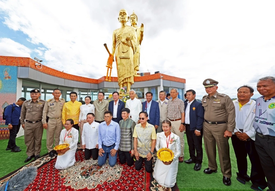 'ทักษิณ' มั่นใจพระดีมีอยู่ 99% ขอคนไทยยังคงศรัทธาพระพุทธศาสนา