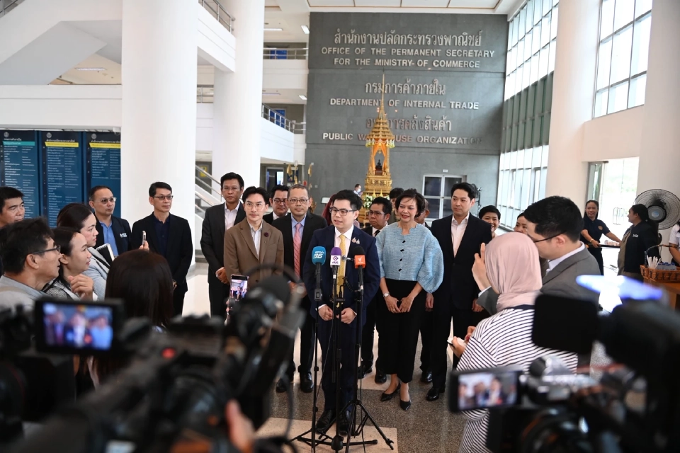 "ฉันทวิชญ์” ลุยงานวันแรก ชู 3 ภารกิจหลัก เจรจาสหรัฐ-FTA-ดูแลสินค้าเกษตร