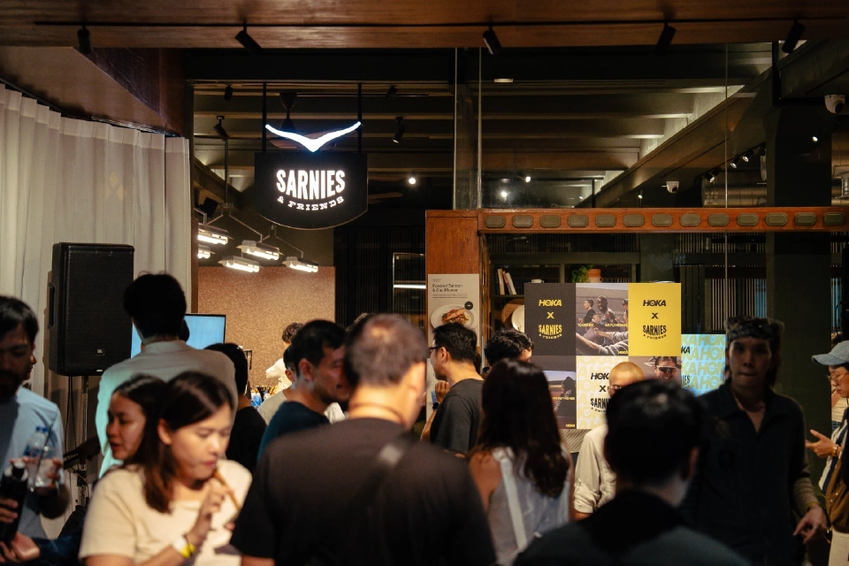 HOKA บุกเจริญกรุง! เนรมิตตึกเก่าร้อยปีเป็น Culture Hub