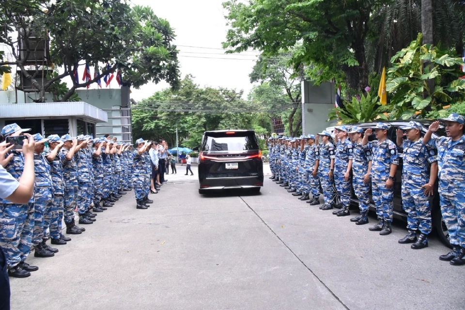 ภาพชุด 'จตุพร' อำลาตำแหน่งปลัด ทส. 5 ปี 8 เดือน 25 วัน ก่อนนั่ง รมว.พาณิชย์