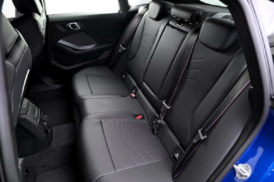 BMW 220 Gran Coupe M Sport Pro ราคา 2,199,000 บาท