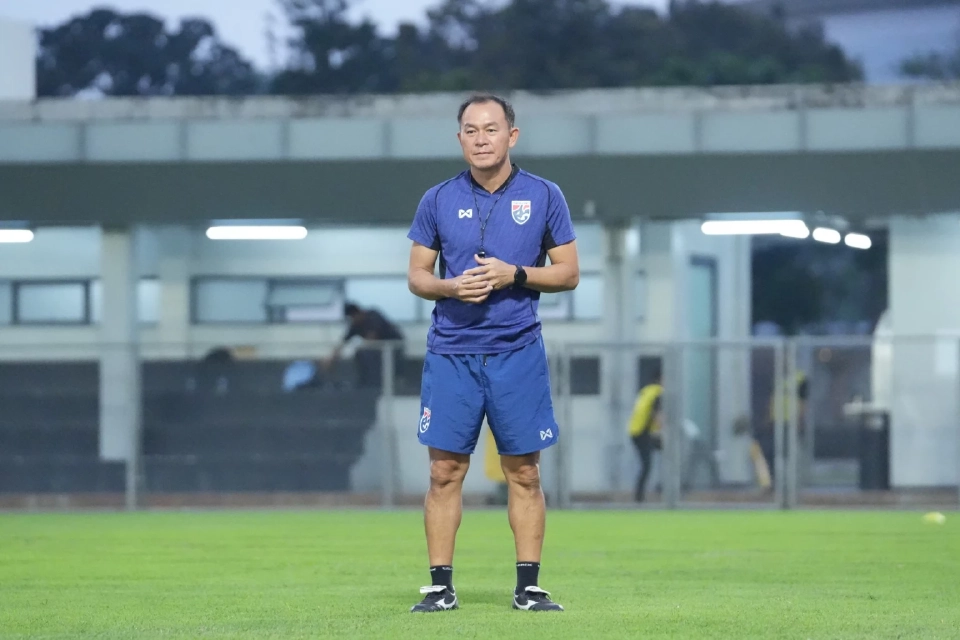 ธวัชชัย ดำรงอ่องตระกูล หัวหน้าผู้ฝึกสอนทีมชาติไทย U23