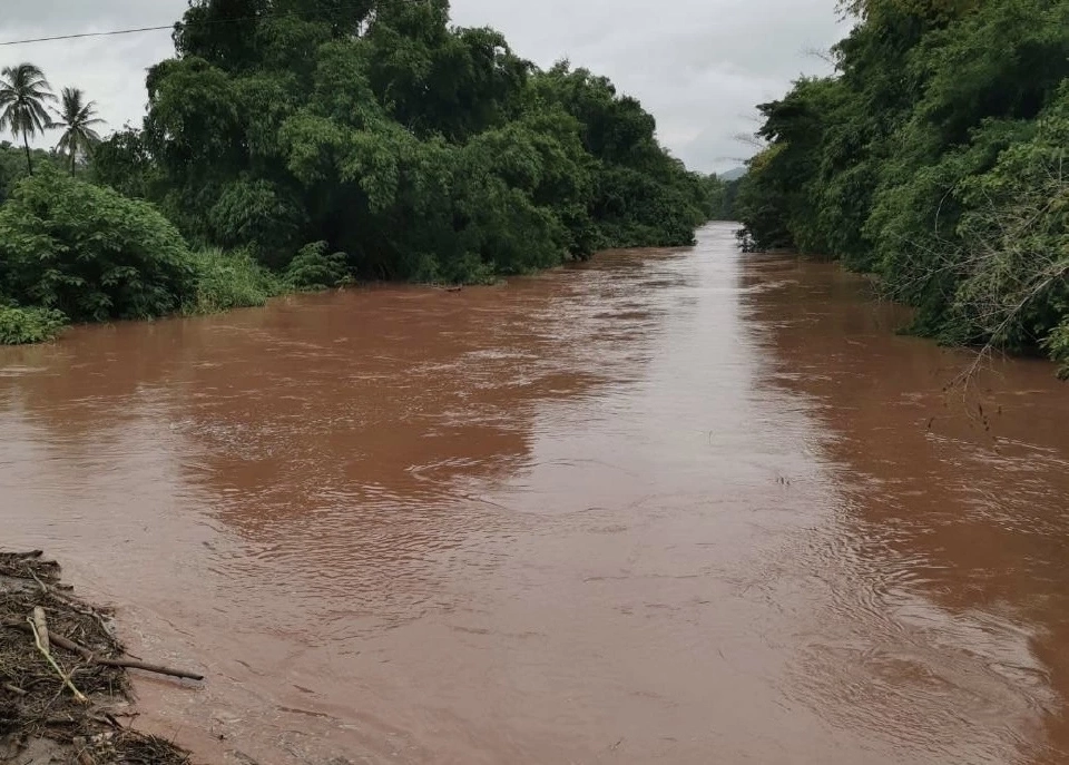 กรมชลฯชี้แจงกรณีน้ำหลากอุตรดิตถ์ 600 ลบ.ม./วินาที ไม่ใช่ 600 ล้าน ลบ.ม.