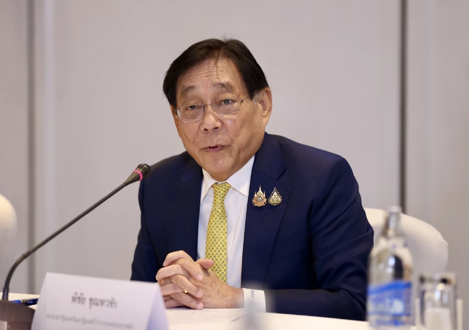 นายพิชัย ชุณหวชิร รองนายกรัฐมนตรี และรัฐมนตรีว่าการกระทรวงการคลัง 