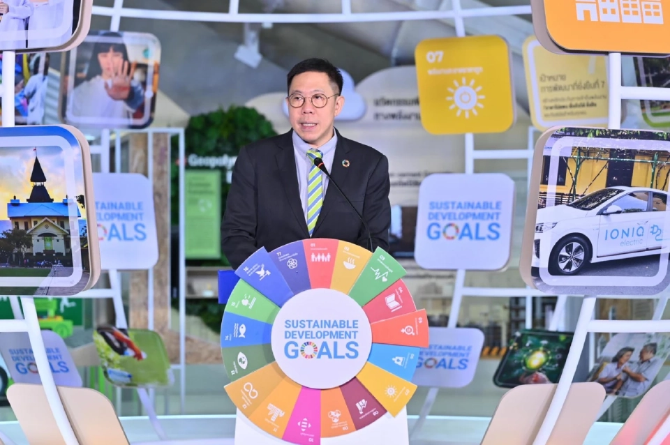 ศ.ดร.ศุภสวัสดิ์ ชัชวาลย์ อธิการบดีมหาวิทยาลัยธรรมศาสตร์