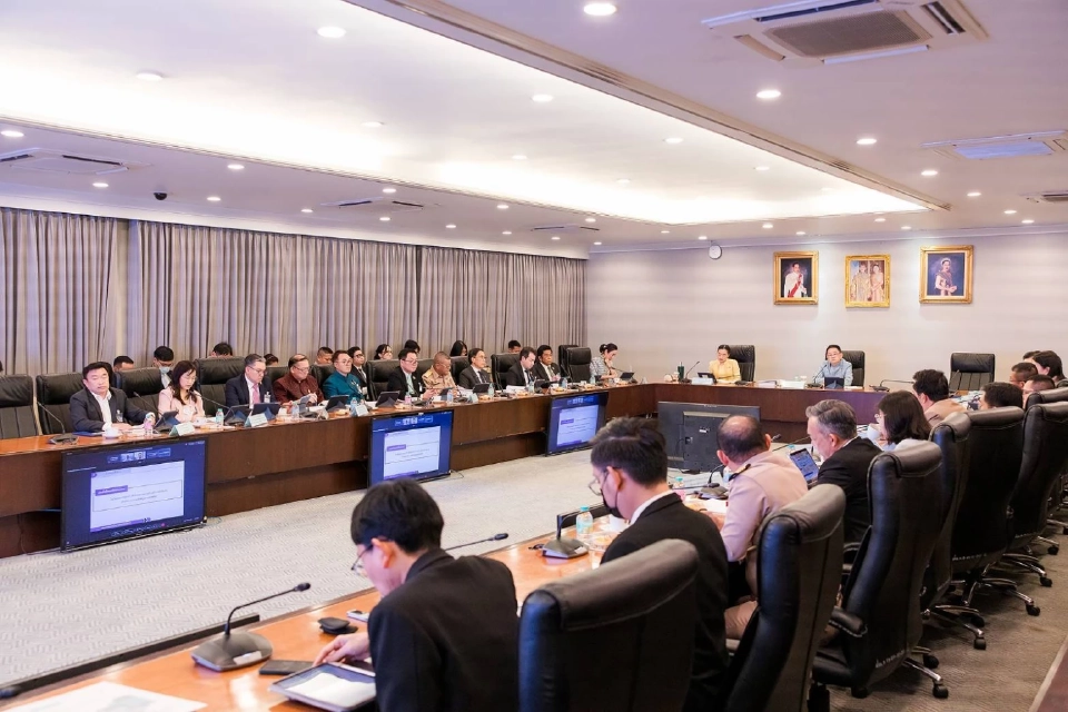 ประเสริฐ  จันทรรวงทอง ดันนโยบายอวกาศแห่งชาติ รับธุรกิจดาวเทียม