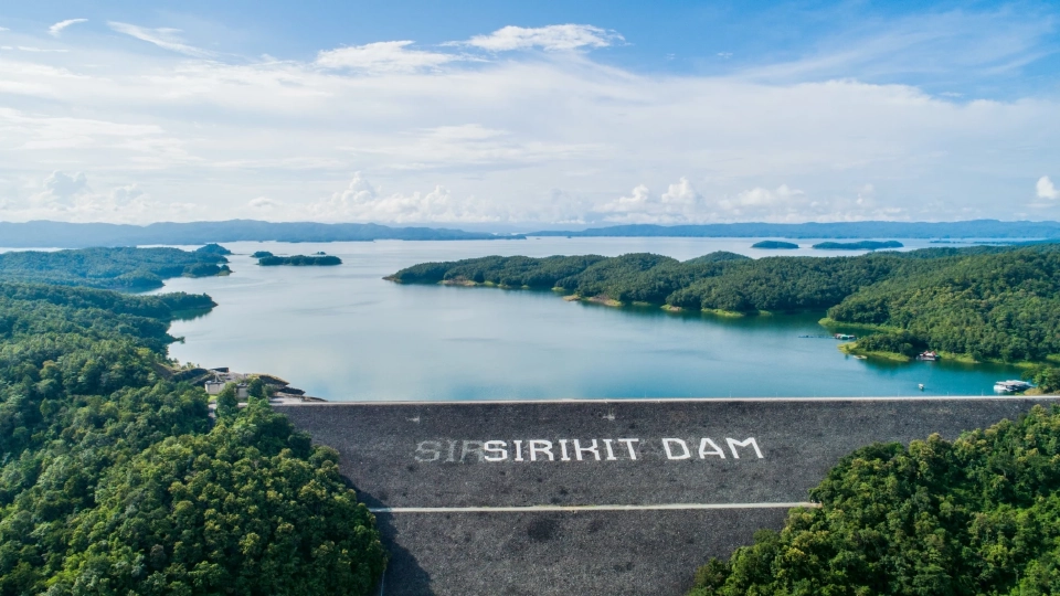 อัปเดตพายุ “วิภา” ล่าสุด กฟผ. ยันเขื่อนยังมีศักยภาพรองรับน้ำได้