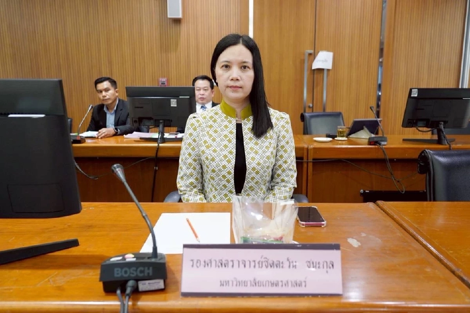 รศ.ดร.ชิดตะวัน ชนะกุล อาจารย์คณะเศรษฐศาสตร์ มหาวิทยาลัยเกษตรศาสตร์