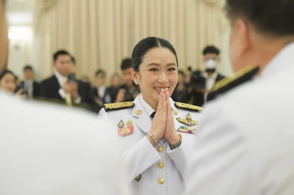 น.ส.แพทองธาร ชินวัตร นายกรัฐมนตรี และรมว.วัฒนธรรม