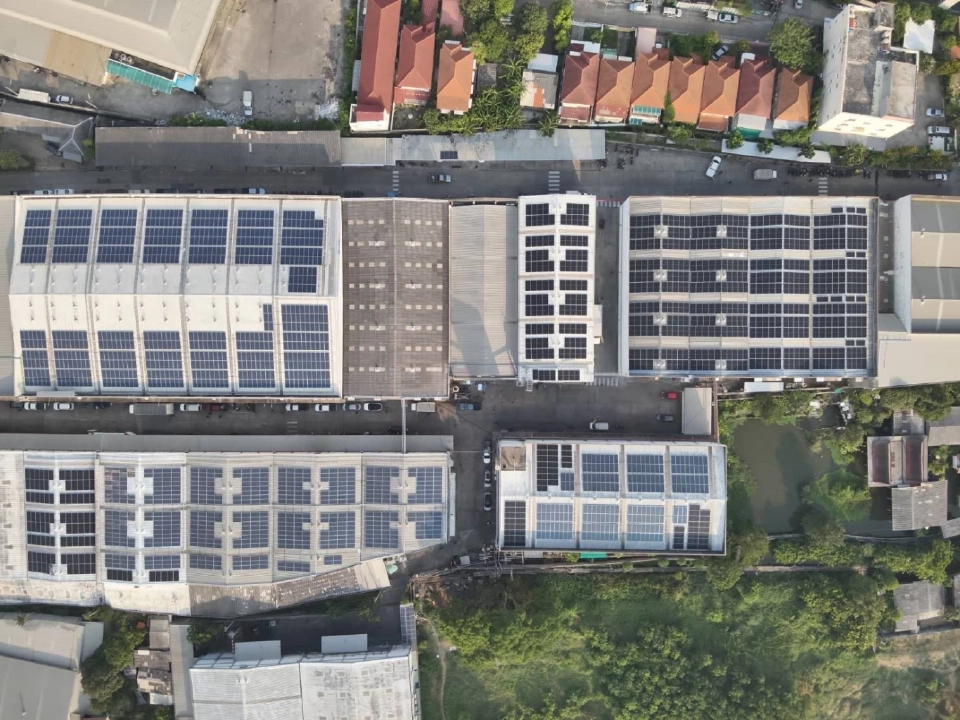 พูลพิพัฒน์จับมือ SCG! พลิกโฉมคลังสินค้า สู่พลังงานสะอาด