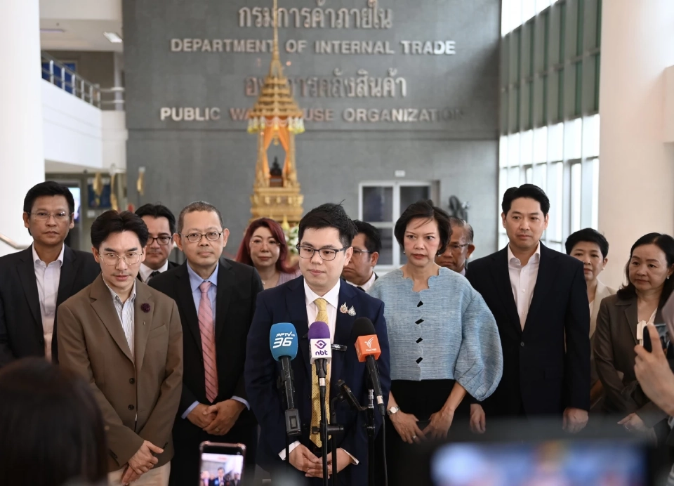 "ฉันทวิชญ์” ลุยงานวันแรก ชู 3 ภารกิจหลัก เจรจาสหรัฐ-FTA-ดูแลสินค้าเกษตร