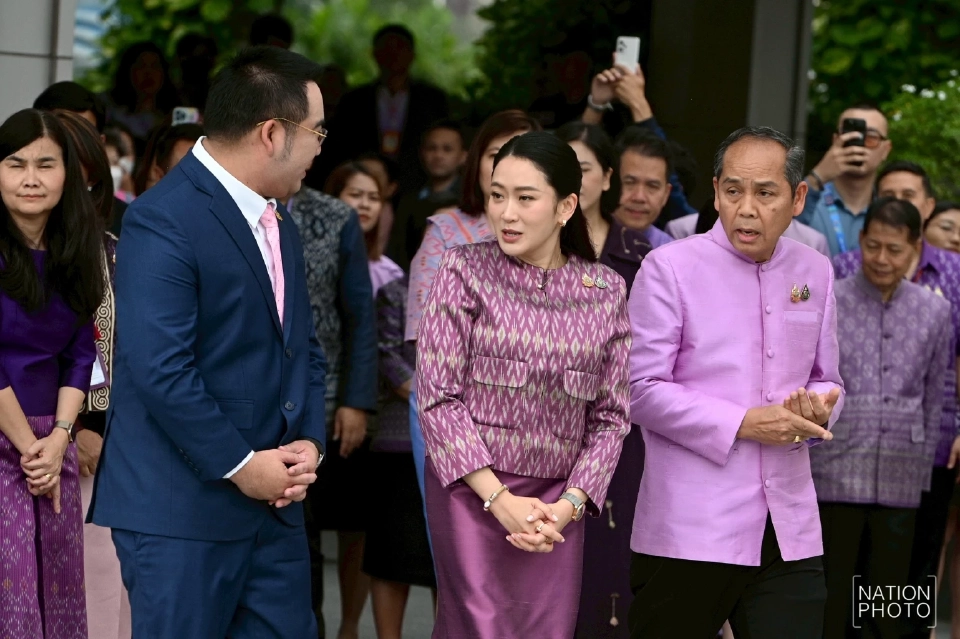 แพทองธาร ถือฤกษ์เข้ากระทรวงวัฒนธรรม วันแรก รับพลังเพียบดันซอฟต์พาวเวอร์