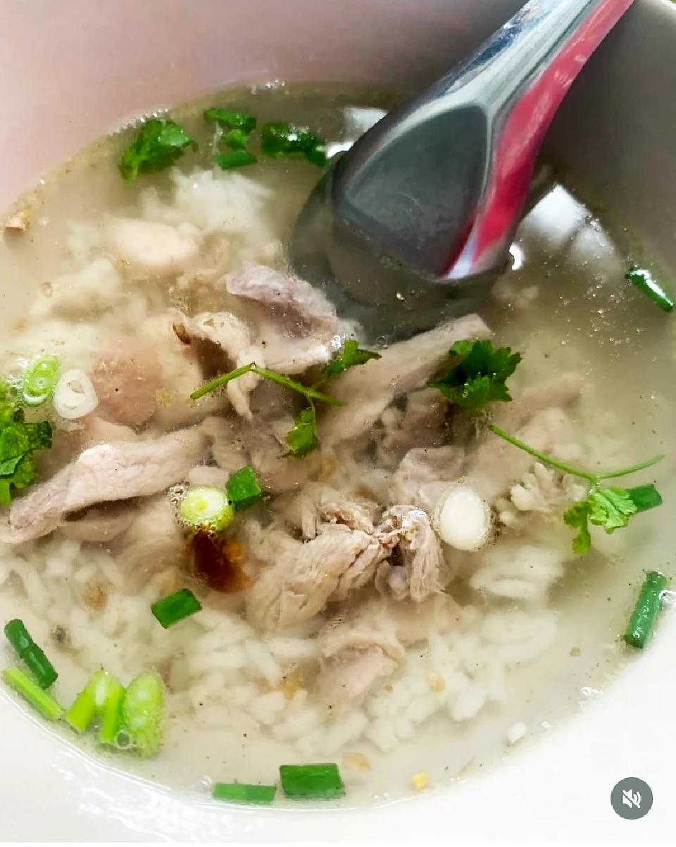 ก๋วยเตี๋ยวไก่ไทยห้วยพลู