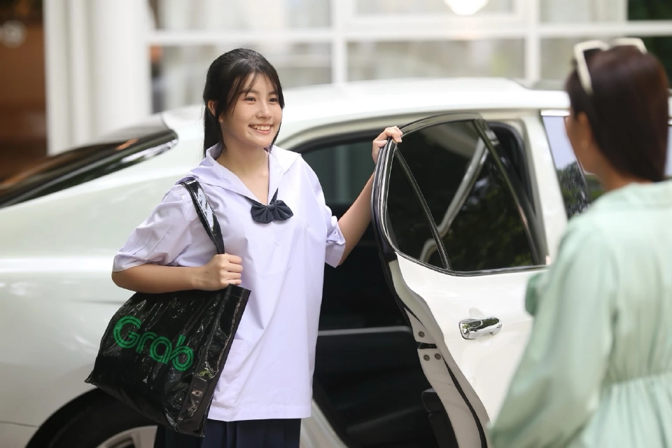แกร็บ เปิดฟีเจอร์ใหม่เรียกรถรับ-ส่งวัยรุ่น Gen Alpha-Gen Z