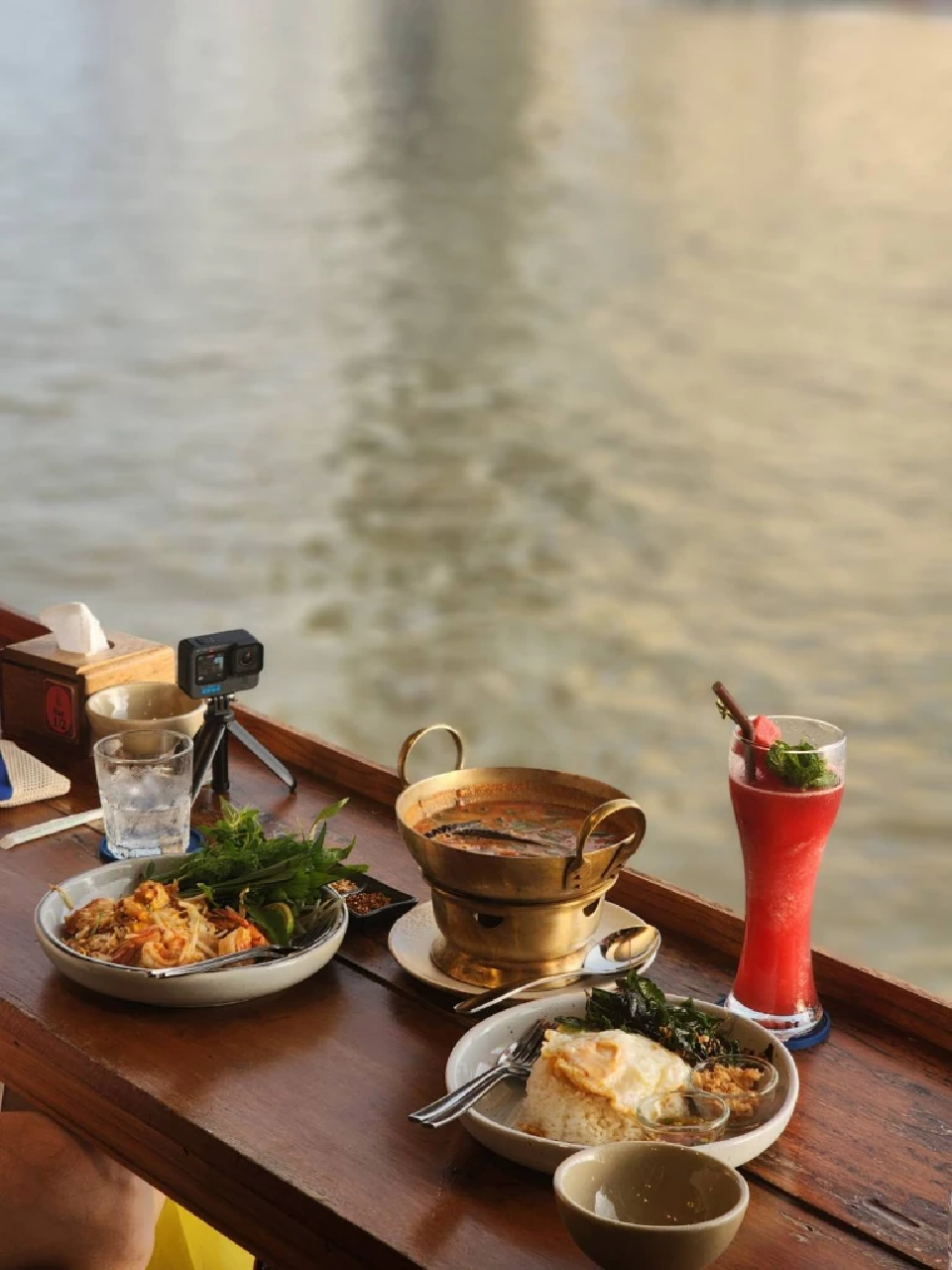 วอล์คกิ้งทัวร์ “ถนนทรงวาด” ย่านท่องเที่ยวสุดชิค ฮิปๆ ชิลๆ สไตล์จีนสุดคลาสสิค