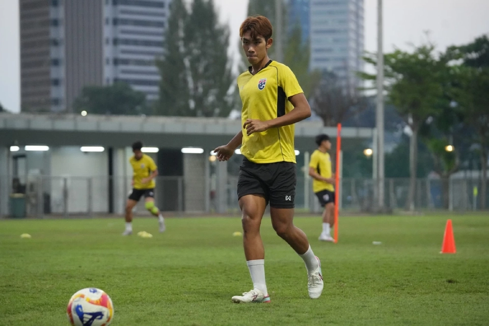 สพล น้อยวงศ์ แบ็คขวาทีมชาติไทย U23 