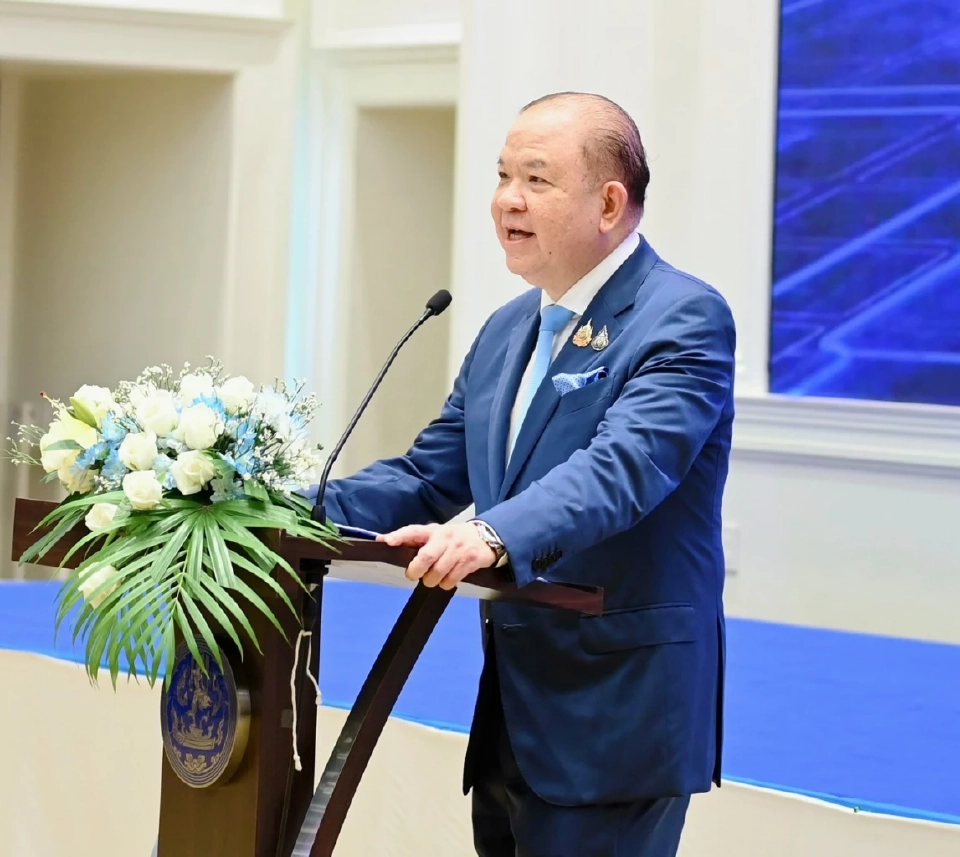 'พิชัย' อำลาพาณิชย์ ส่งไม้ต่อ "จตุพร" ฝากเร่งปิดดีล FTA ไทย-อียู