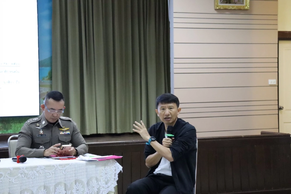 นายธีระ วัชรปราณี ผู้อำนวยการสำนักงานเครือข่ายองค์กรงดเหล้า (สคล.) 