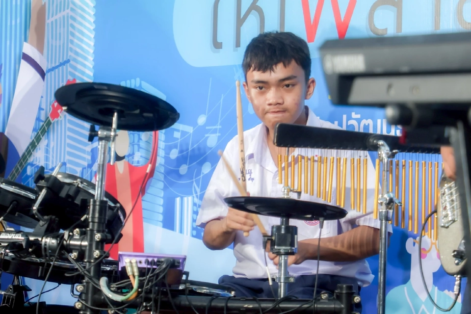 'เข้าพรรษา 2568' สสส.ผุดรณรงค์ 'งด-ลดเบาๆ ให้เพลาลงหน่อย”'