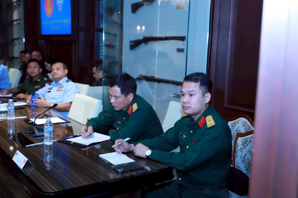 เชิญผู้ช่วยทูตฝ่ายทหาร 18 ประเทศ แจงกรณีกัมพูชาบิดเบือนข่าวทุ่นระเบิด