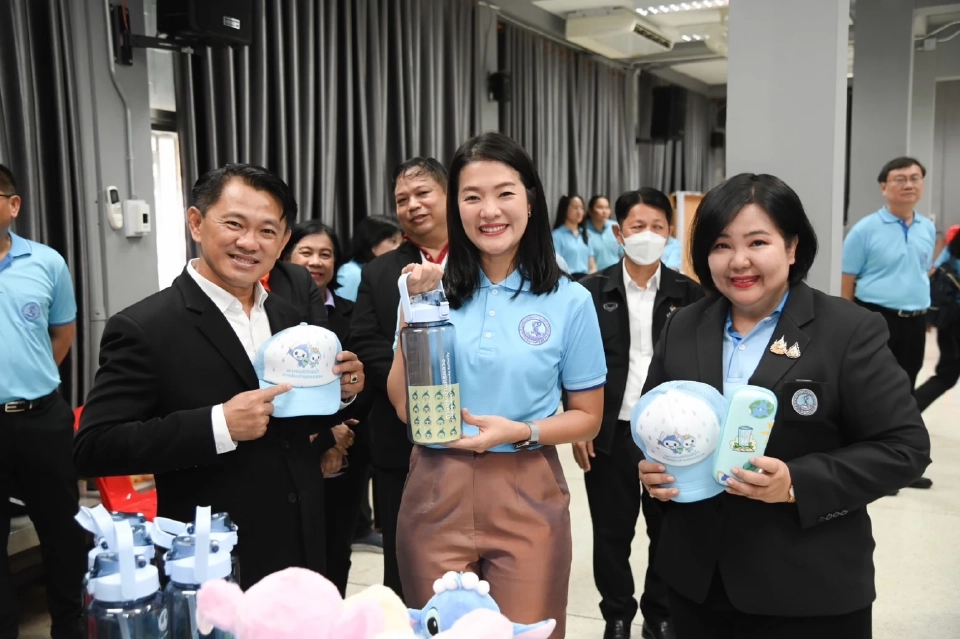 ธีรรัตน์ สำเร็จวาณิชย์
