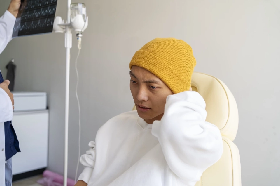 มะเร็งพุ่ง! คาดอีก 5 ปีผู้ป่วยใหม่อายุต่ำกว่า 50 ปี มีโอกาสเพิ่มขึ้น 31%