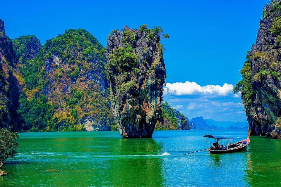 ททท.ชวนเที่ยวตามรอย Jurassic World Rebirth กระบี่ พังงา ตรัง