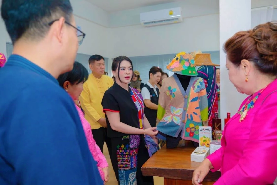 "มาดามหยก" เปิด WE Center เชียงใหม่ ดันสตรีสู่พลังชุมชน