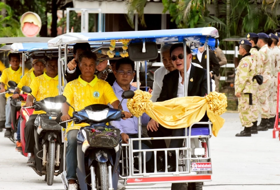 'ทักษิณ' มั่นใจพระดีมีอยู่ 99% ขอคนไทยยังคงศรัทธาพระพุทธศาสนา