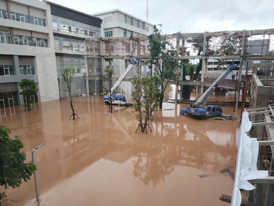 สธ. เผย รพ.น่านยังอยู่ได้ มี 2 ตึกให้บริการ ยังไม่ต้องย้ายผู้ป่วย