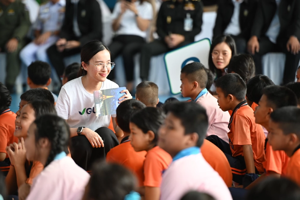 \"ปั้นอาชีพให้น้อง\" กัลฟ์-วปอ.67 เสริมพลัง สร้างแรงบันดาลใจสู่เป้าหมายที่ชัดเจน