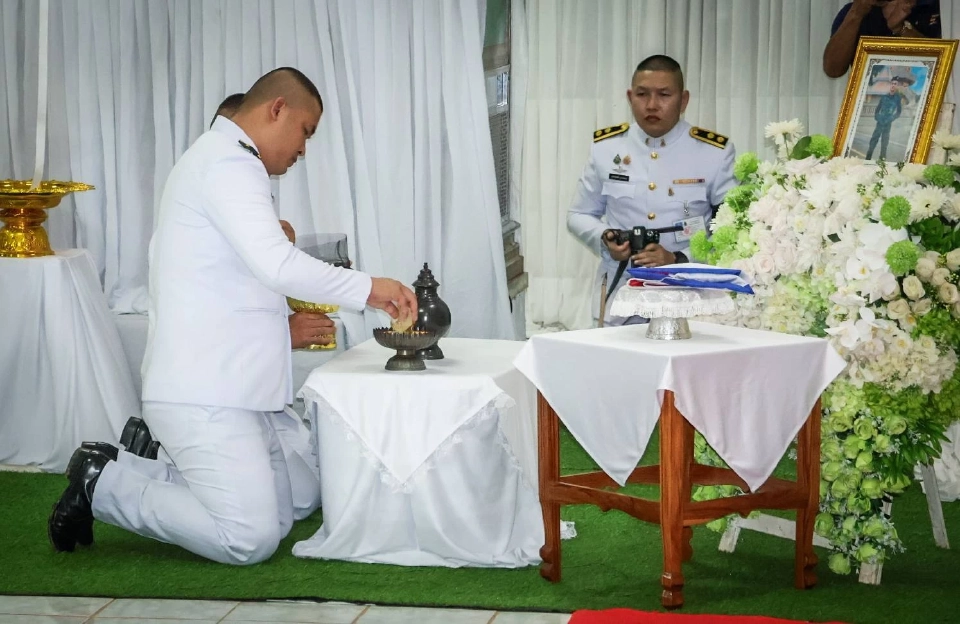 สดุดีทหารกล้า รับศพกำลังพลที่เสียชีวิตจากเหุตปะทะชายแดนไทย-กัมพูชา