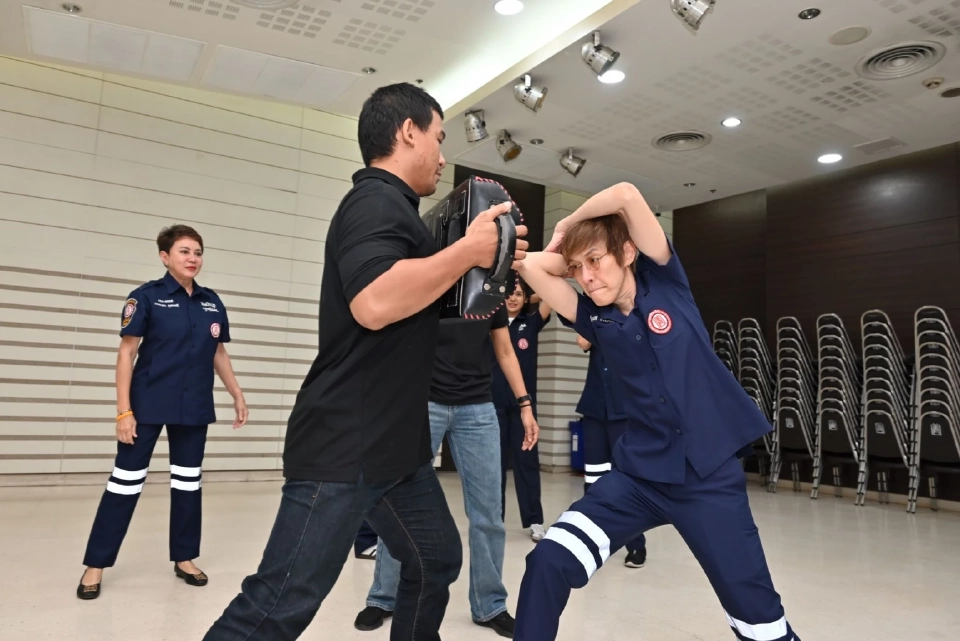 “ป่อเต็กตึ๊ง”ฝึกทักษะป้องกันตัวสตรี เสริมความมั่นใจอาสาสมัคร