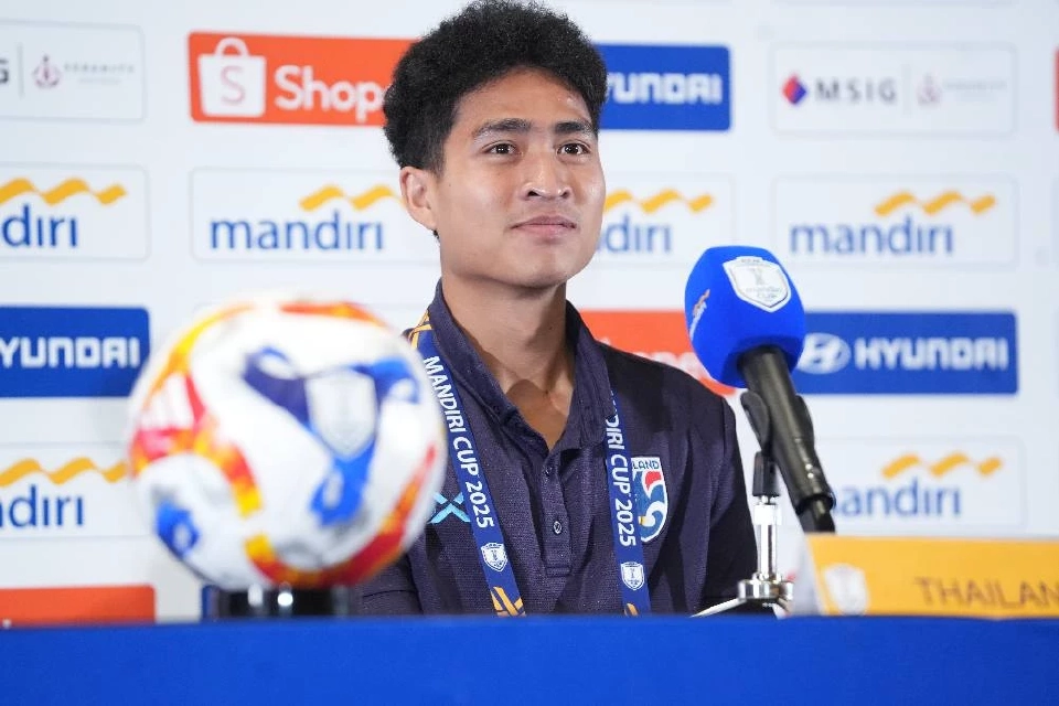 เสกสรรค์ ราตรี 