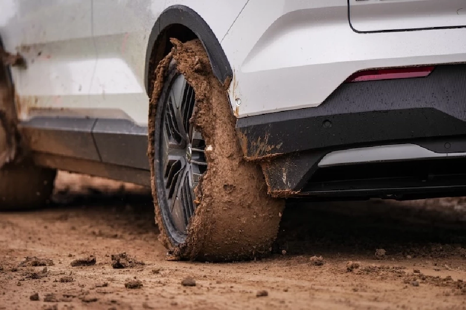 รีวิว Volvo EX30 Cross Country