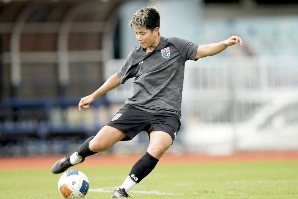 “ปณิฎฐา จีรัตนะภวิบูล” กองหลังทีมชาติไทย จากสโมสร Guangxi Pingguo Beinong 