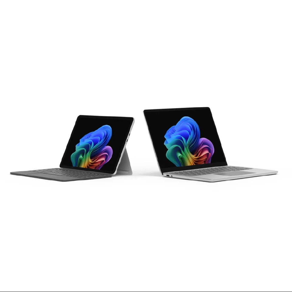 เปิดจอง Surface Pro, 12-inch - Surface Laptop, 13-inch  เริ่มต้น 31,590 บาท