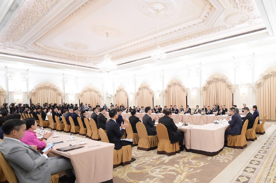 รัฐบาลชิงจังหวะดึงความเชื่อมั่น 31 บิ๊กธุรกิจ 5 แสนล้าน ลงทุนไทย