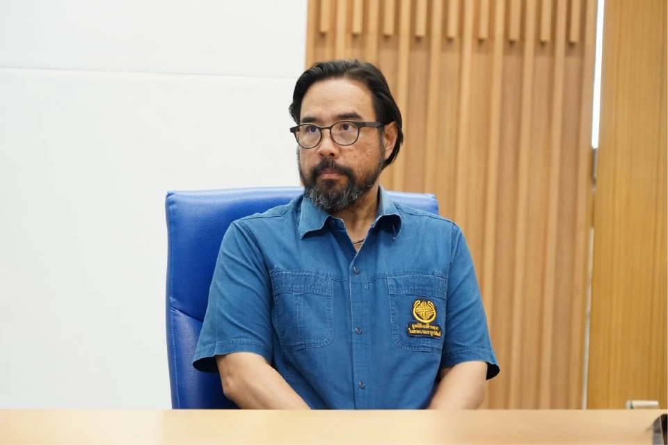 หม่อมหลวงดิศปนัดดา ดิศกุล เลขาธิการและประธานเจ้าหน้าที่บริหาร มูลนิธิแม่ฟ้าหลวง ในพระบรมราชูปถัมภ์