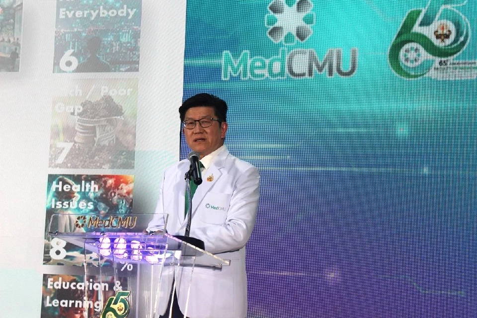 มช. เปิดตัวหุ่นยนต์ผ่าตัด HUGO RAS แห่งแรกในอาเซียน ดันไทยเป็นศูนย์กลางการแพทย์