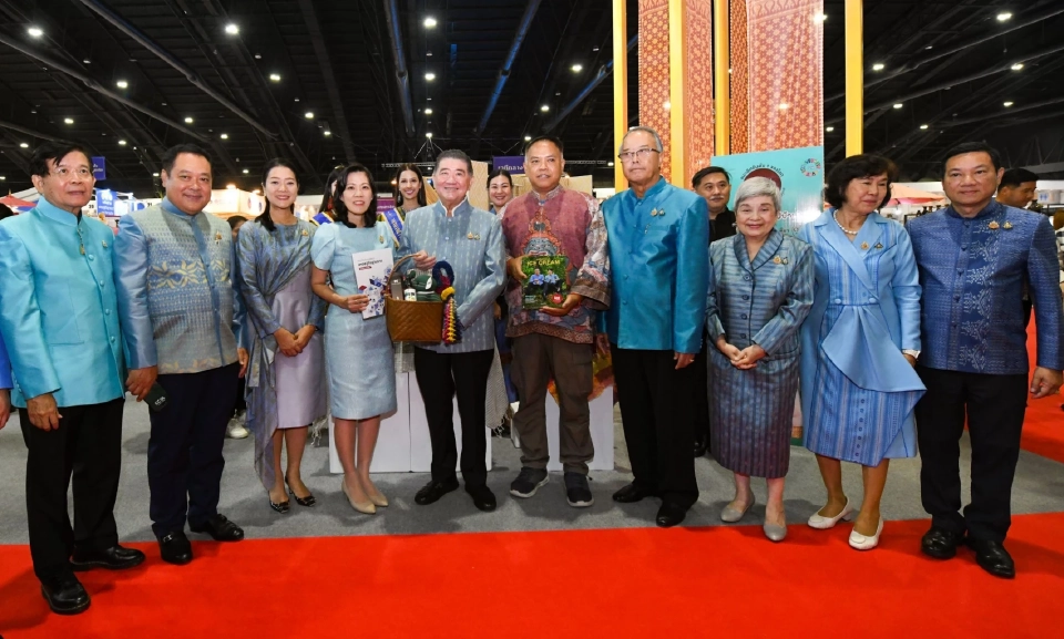 ไทยเบฟ ร่วมงาน “ศิลปาชีพประทีปไทย OTOP ก้าวไกลด้วยพระบารมี 2568” หนุนเศรษฐกิจฐานราก