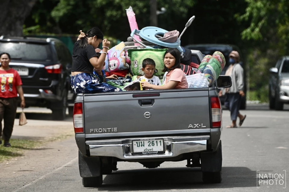 “ภูมิธรรม”ส่งผู้หนีภัย 4 จังหวัดกลับบ้านหลังหยุดยิงไทย-กัมพูชา