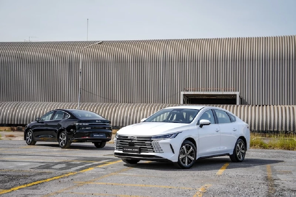 ตลาด EV มุ่ง 1 แสนคัน รถใหม่จ่อเปิดตัว Toyota bZ4X ขายไทย นำเข้าญี่ปุ่น